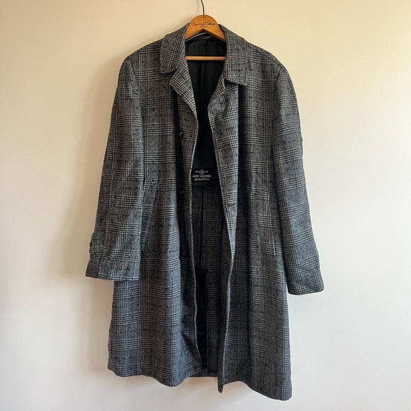 Vintage 1960’s Wool Coat - Picture 8 of 11